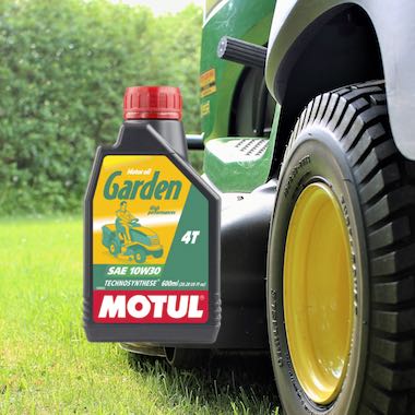 Motul, huile pour moteur quatre temps tondeuse, tracteur tondeuse