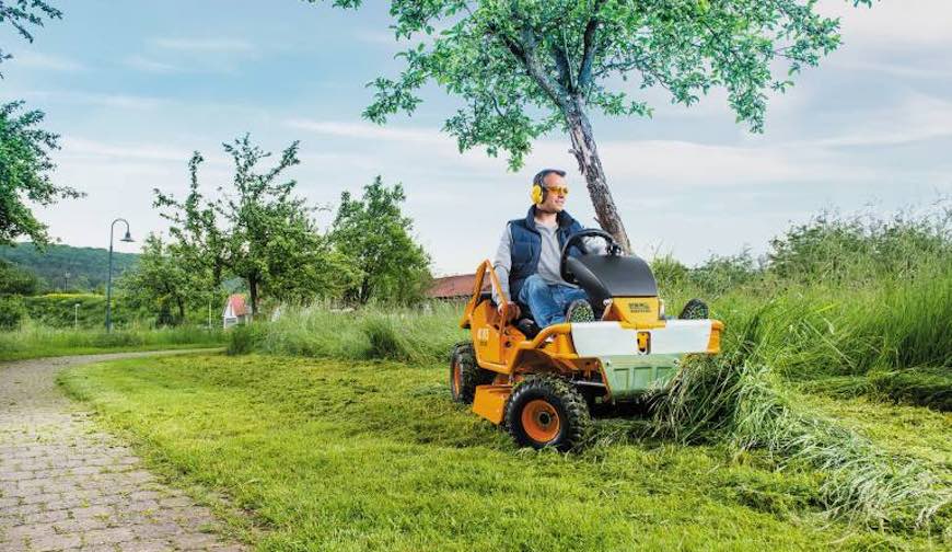 AS Motor tondeuse débroussailleuse et faucheuse autoportée pour les professionnels espace vert