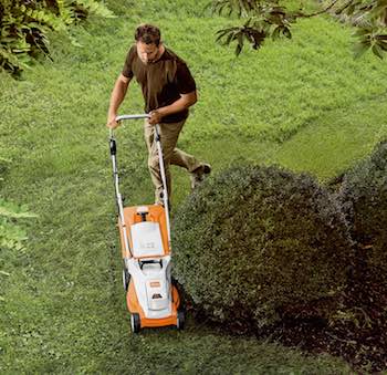 Tondeuse à batterie STIHL RMA 235